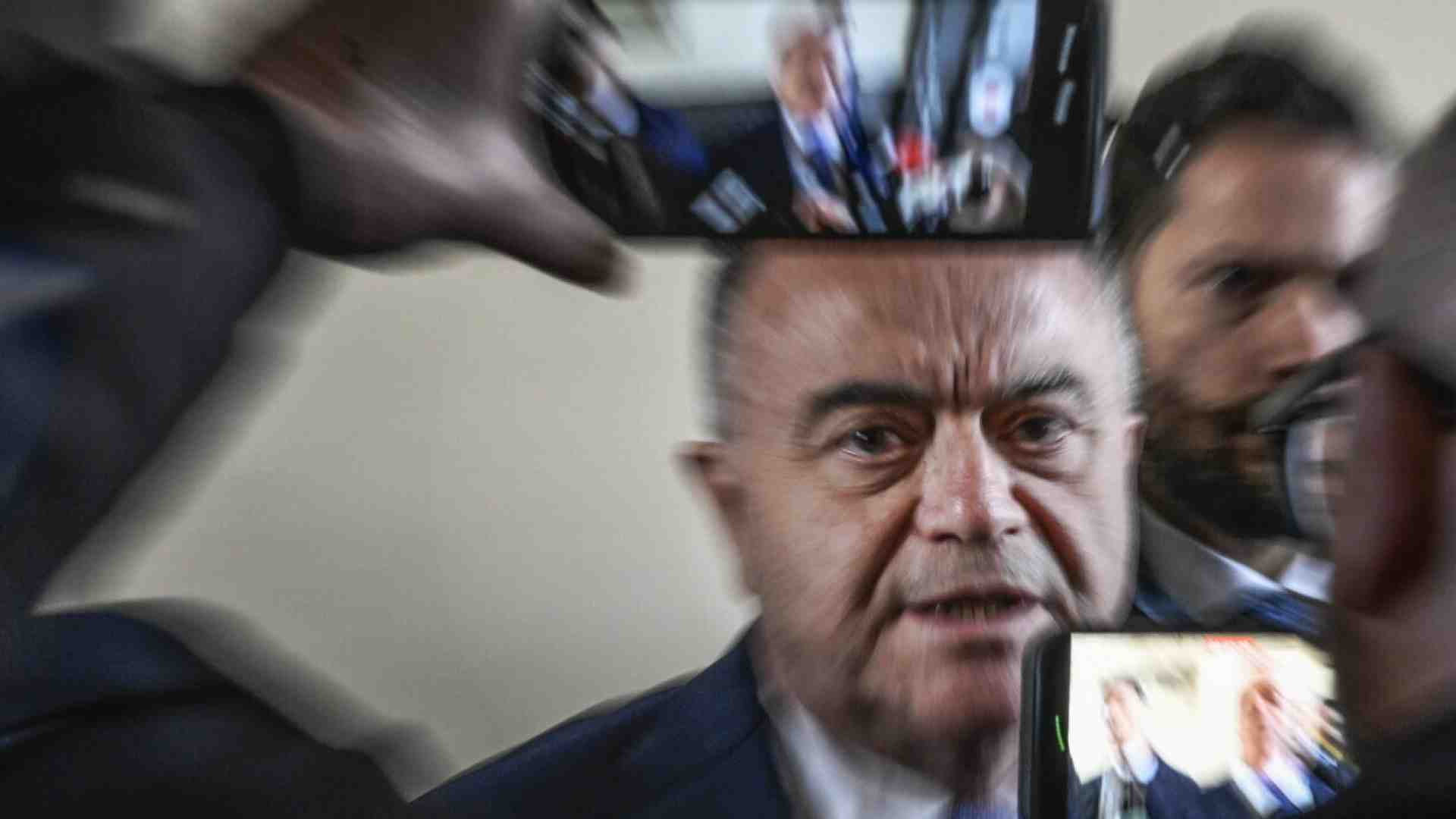 Immagine di Gratteri arruola Sal Da Vinci nel fronte del No senza accorgersi di aver citato di nuovo un meme falso