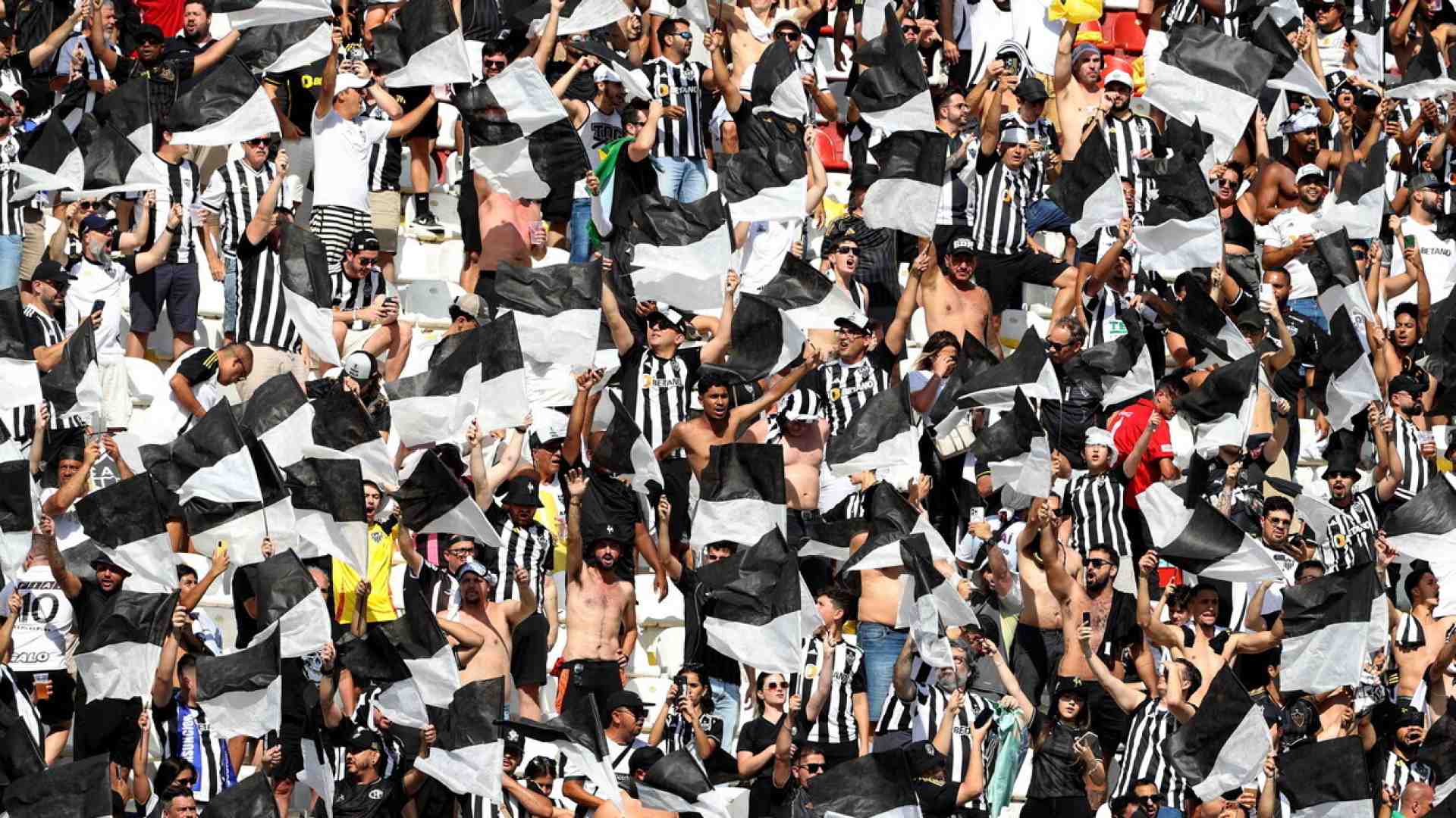 Immagine di La partita Cruzeiro-Atletico Mineiro è il nuovo capitolo della guerra mondiale a pezzi