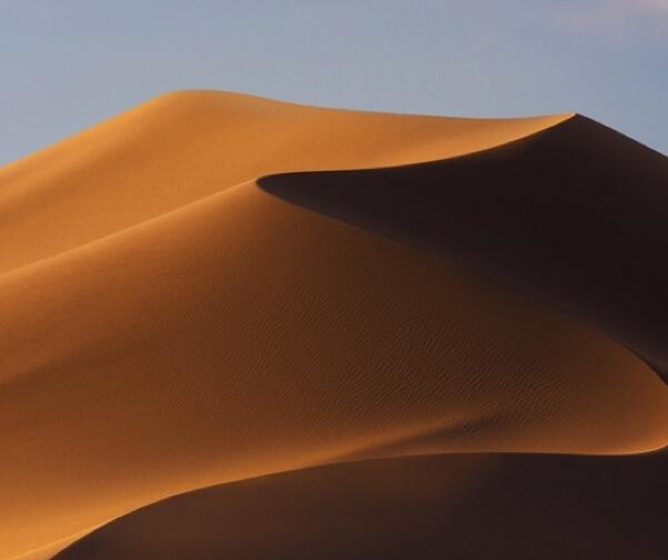Dune di sabbia nel deserto