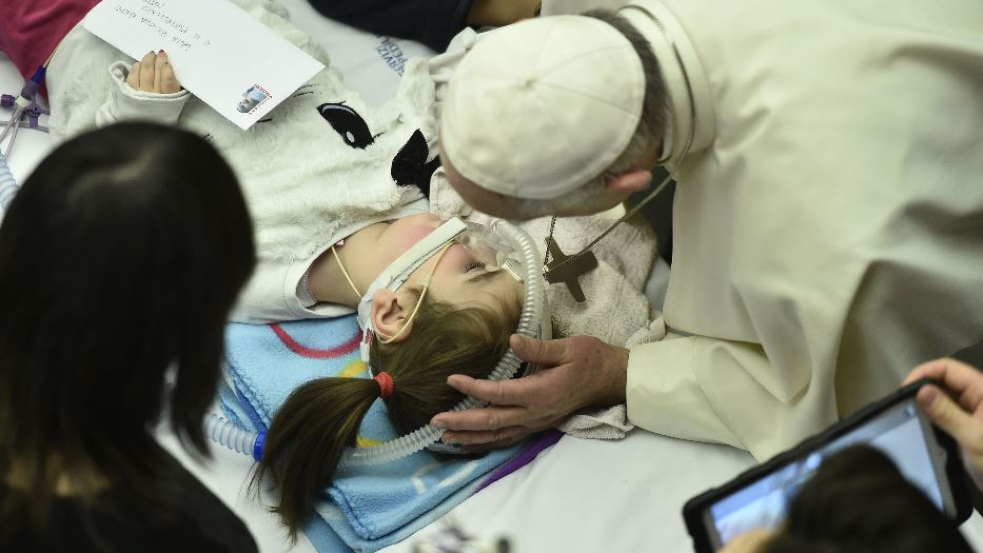 Immagine di Il Papa: malati, operatori sanitari e familiari, angeli di speranza per tutti