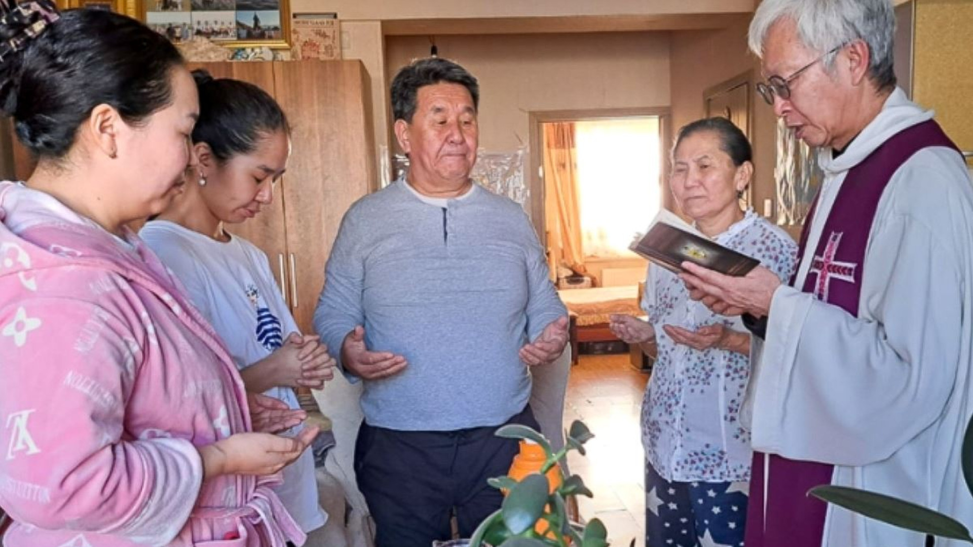 Immagine di In Mongolia c'è un padre che è stato convertito dall'esempio delle figlie