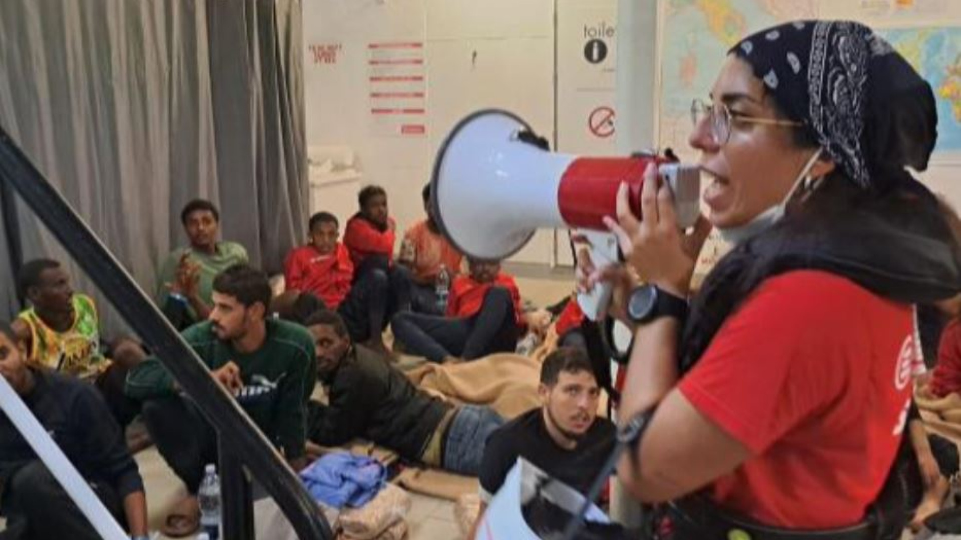 Immagine di «In fuga da guerre e persecuzioni». Le storie dei 118 salvati dal mare