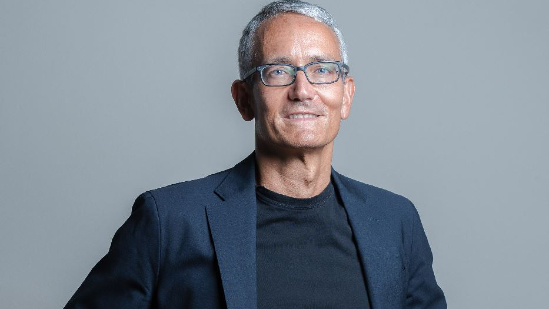 Immagine di Ibarra: «L'IA può portare salute e istruzione per tutti»