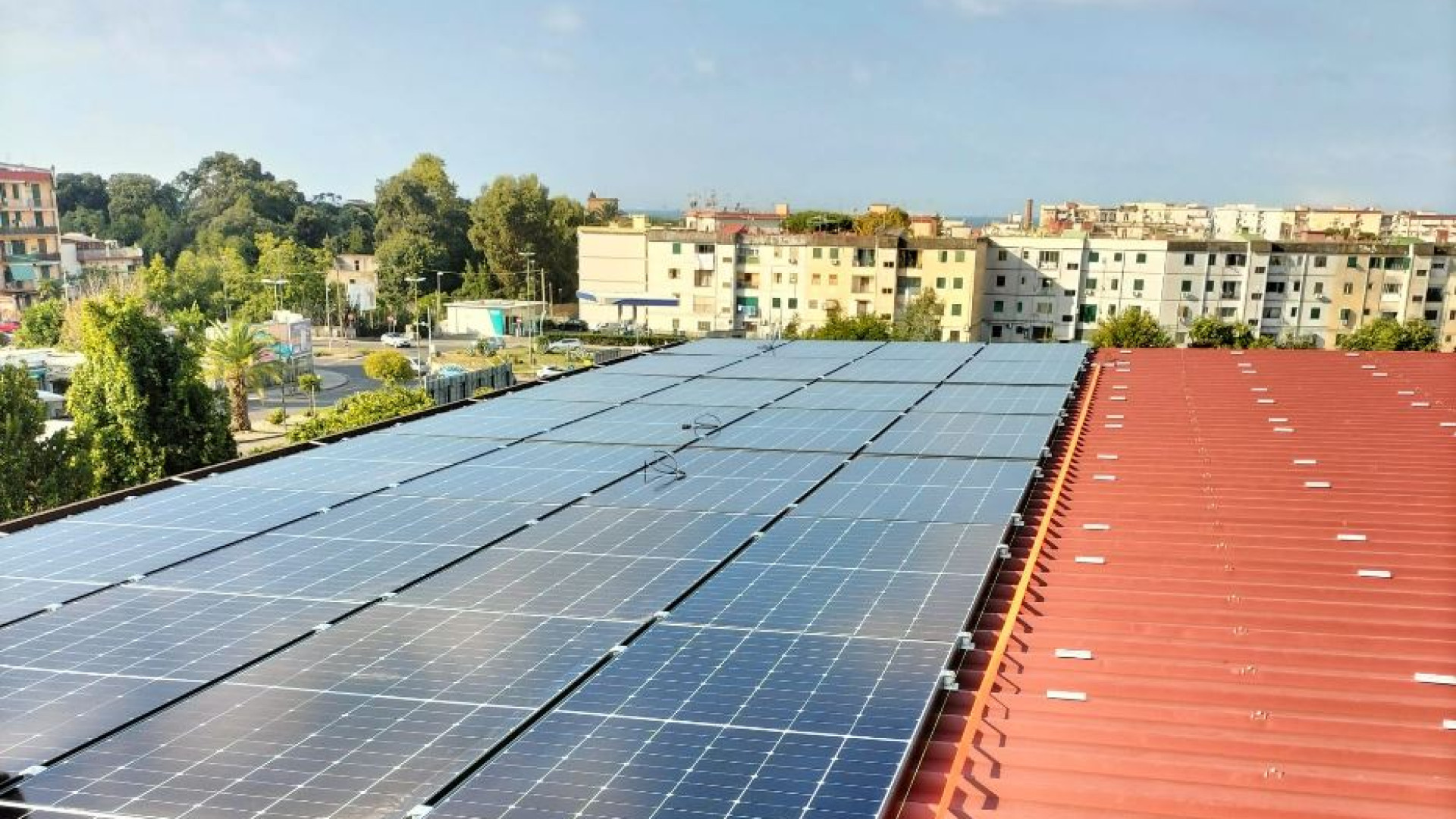 Immagine di Una parrocchia alla periferia di Napoli produrrà energia verde per i poveri
