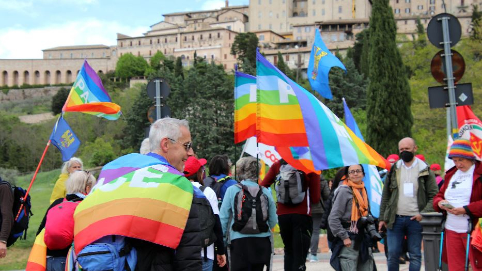 Immagine di Pace, la marcia nella città di frontiera. Gorizia, laboratorio d'Europa