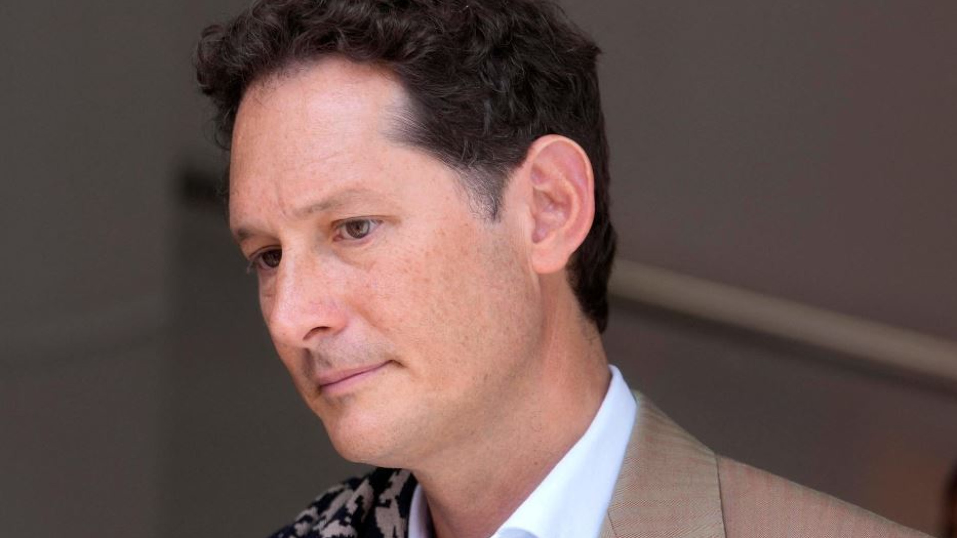 Immagine di Elkann, messaggio al Governo: «Per Stellantis un futuro forte in Italia»