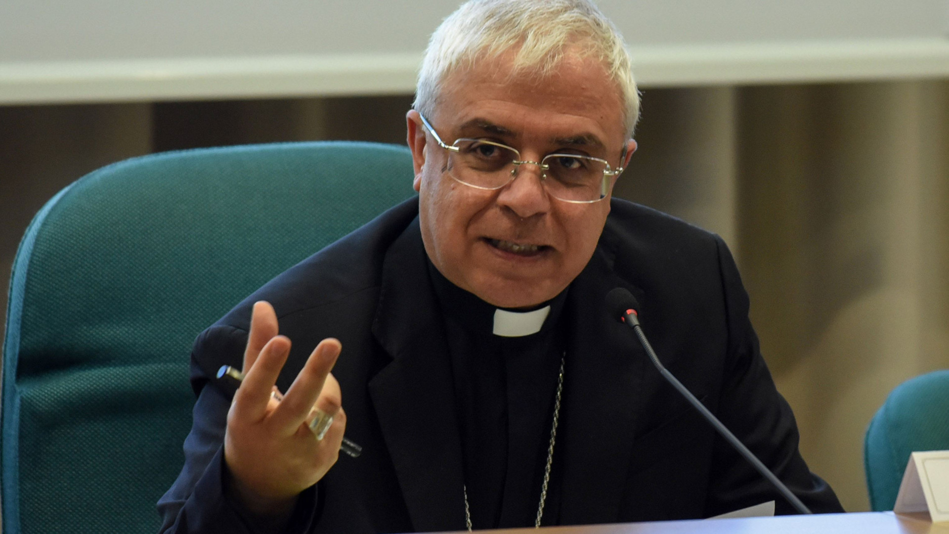 Immagine di L'arcivescovo Renna: la Rete dice no all'Europa dei muri