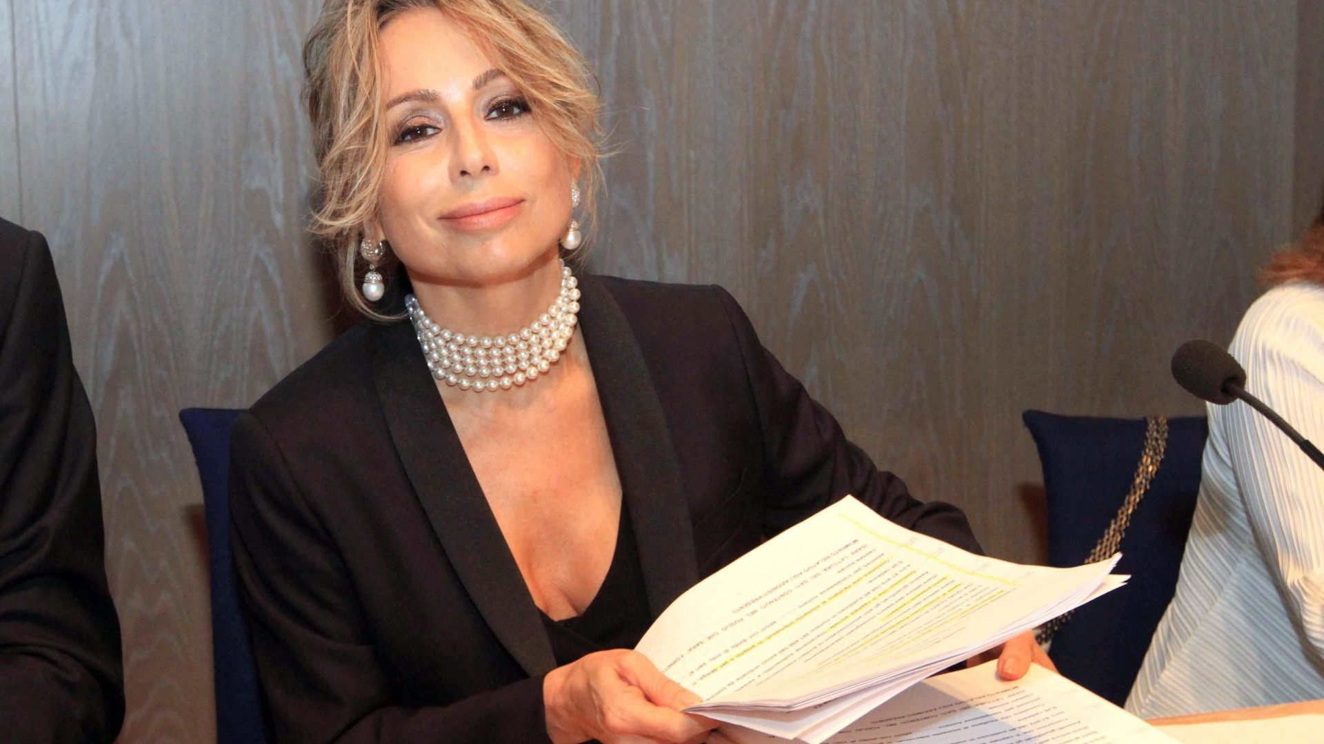 Immagine di Marina Berlusconi: Meloni promossa, Europa bocciata e attenti a Trump