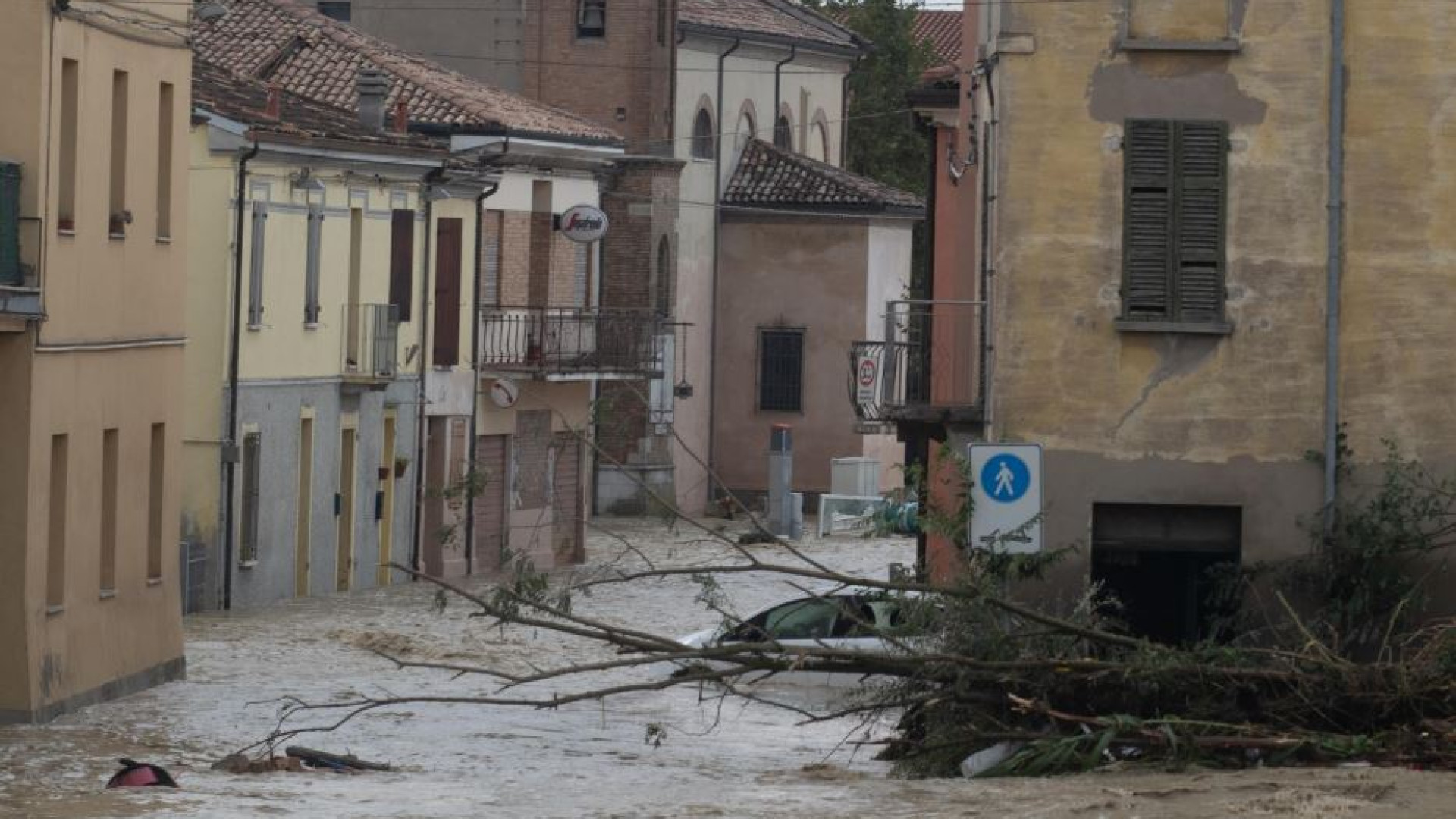 Immagine di Italia, Spagna e Grecia tra i più colpiti per morti e costi