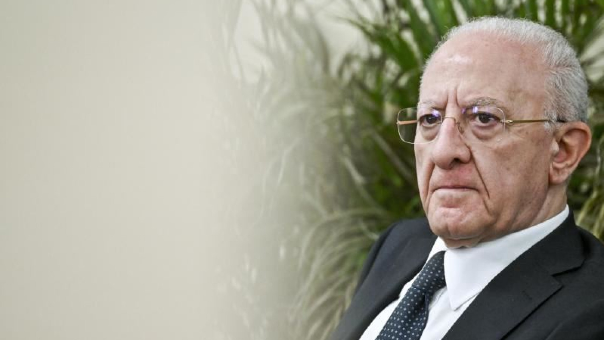 Immagine di De Luca: «Governo centralista, altro che autonomia»