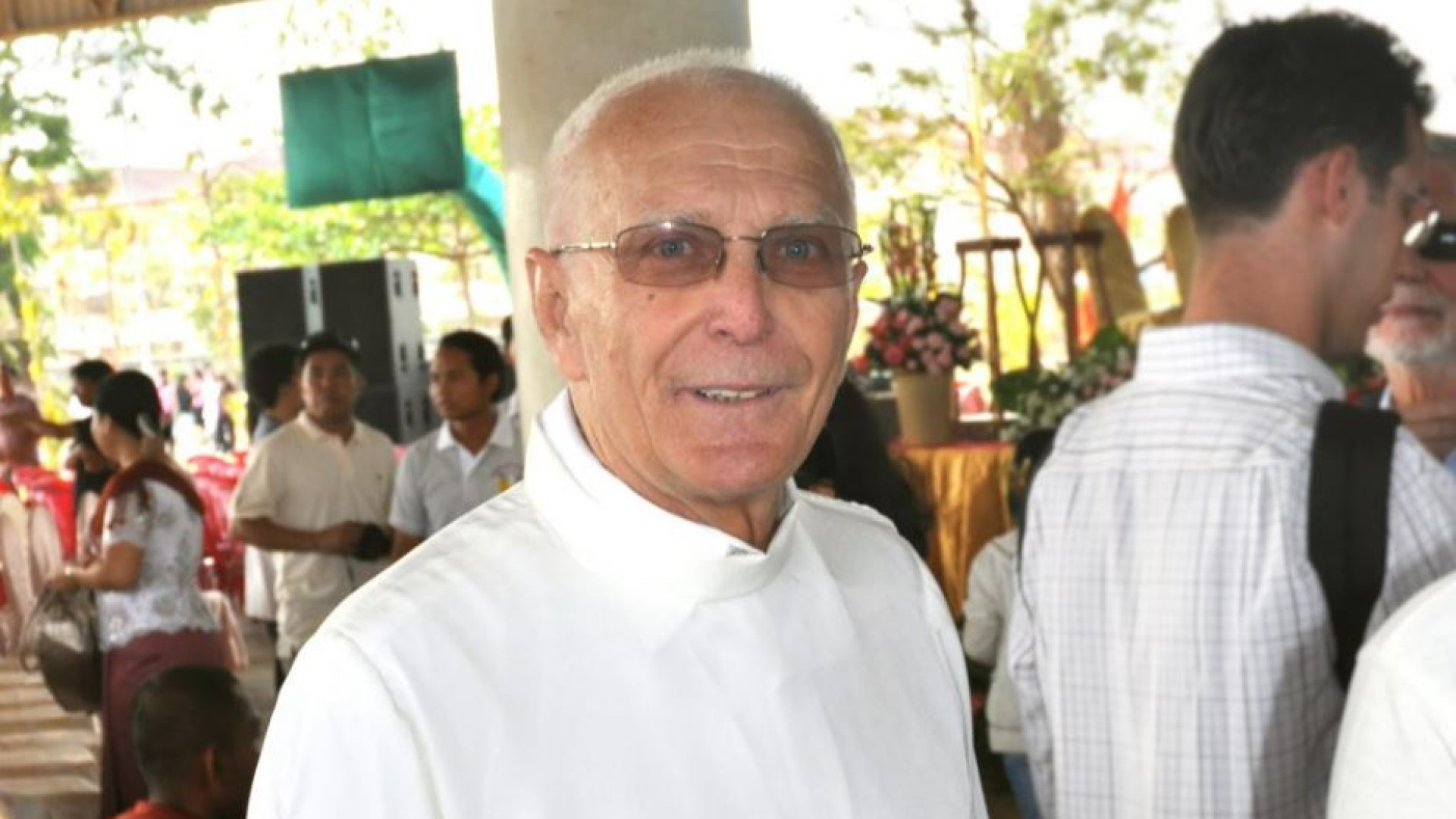 Immagine di Morto padre Ponchaud, testimone dei massacri dei khmer rossi in Cambogia