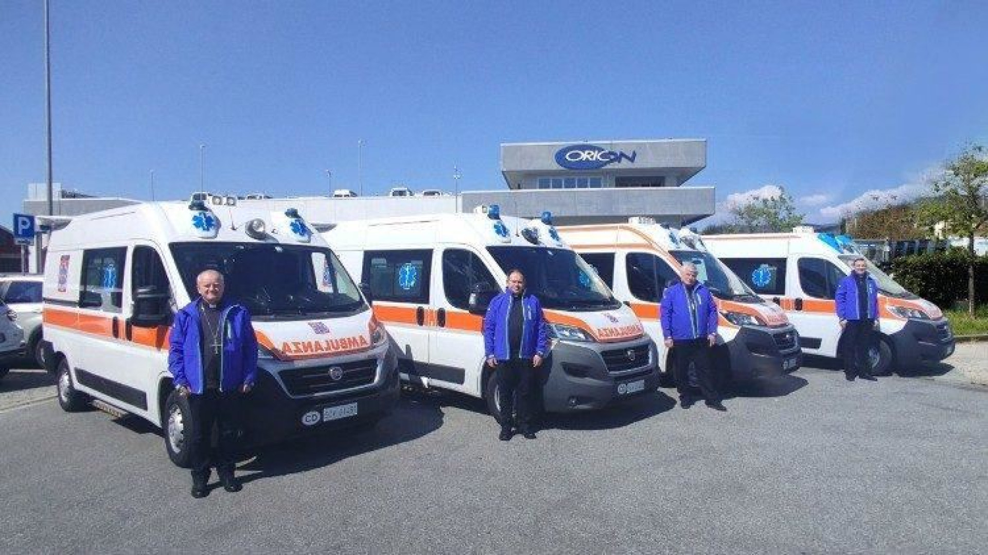 Immagine di Da Francesco 4 ambulanze per l'Ucraina. «Vicinanza nel tempo di Pasqua»
