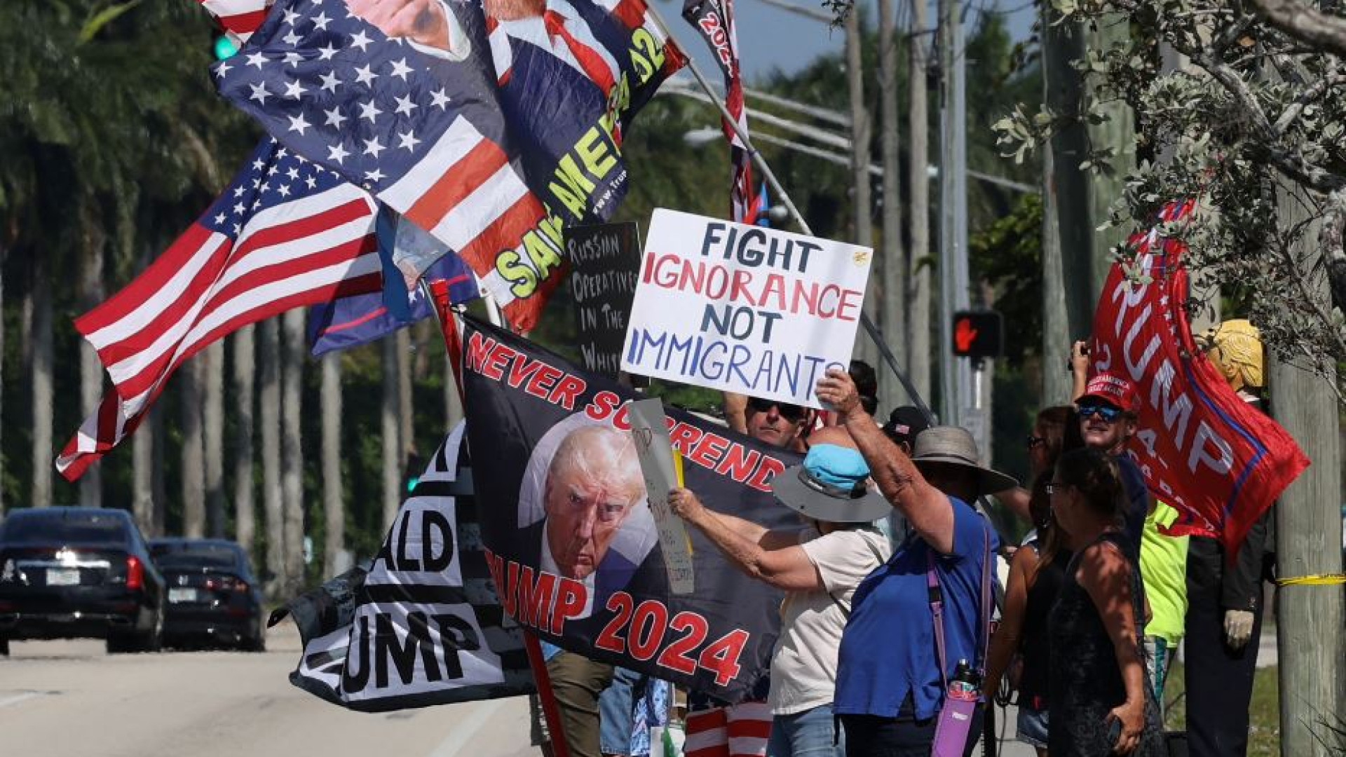 Immagine di Perché Trump scrive che si deve pensare meno a Putin e più a migranti «stupratori»