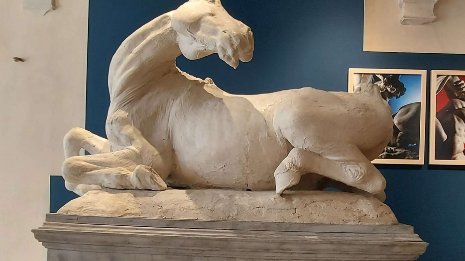Immagine di Canova, la scultura fra marmi e pasticcerie