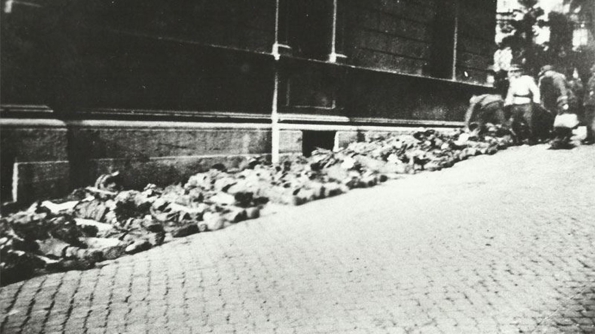 Immagine di Ritanna Armeni: «Angoscia e oblio, vi racconto i giovani di via Rasella»
