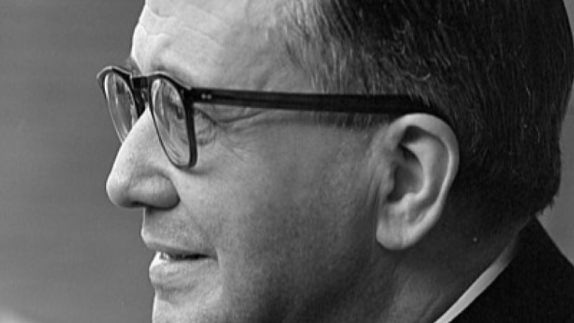 Immagine di Santo e pieno di gioia: il prete secondo Escrivá