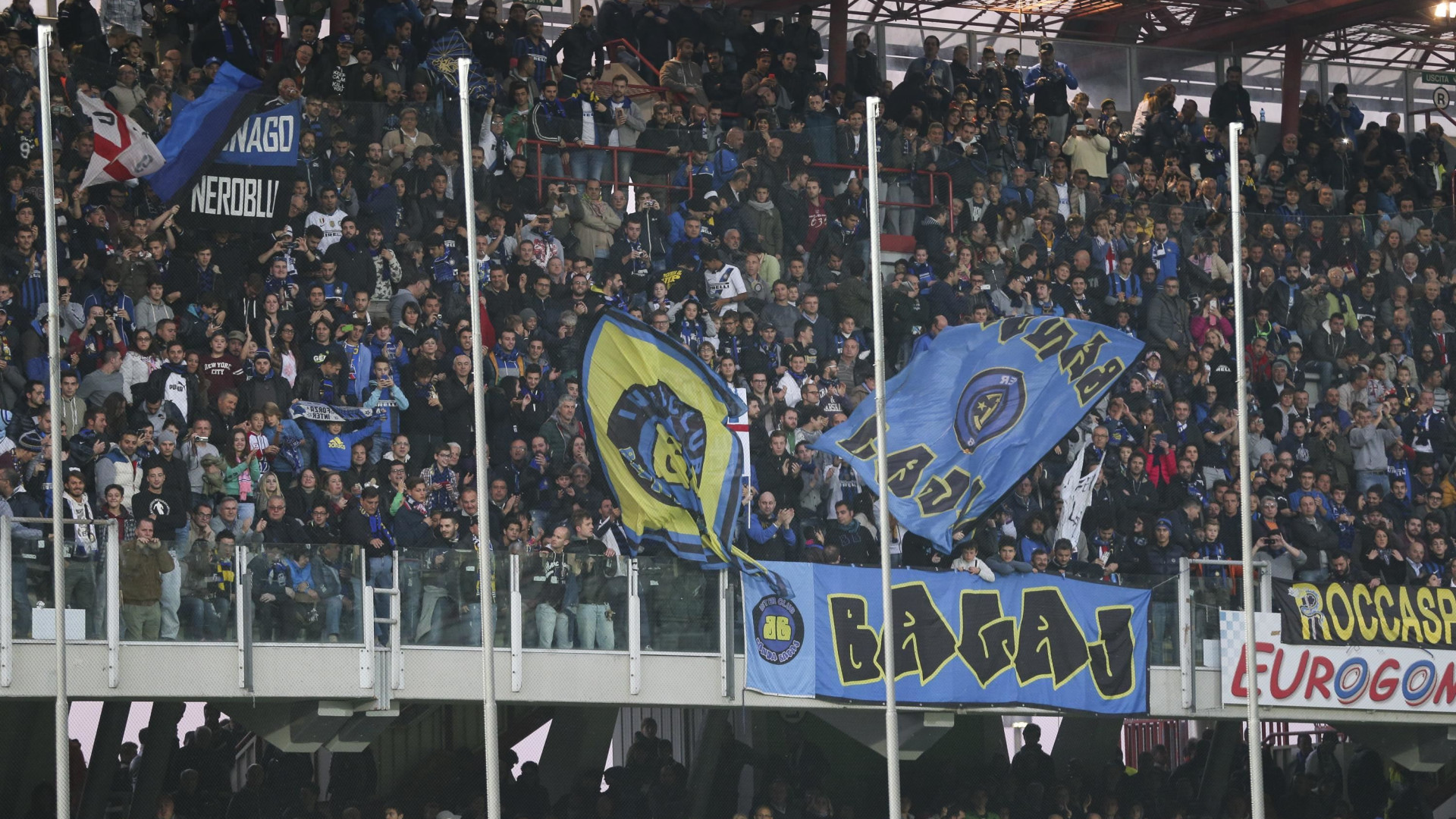 Immagine di Miti, tragedie e leggende metropolitane: il viaggio tra gli ultras in un libro