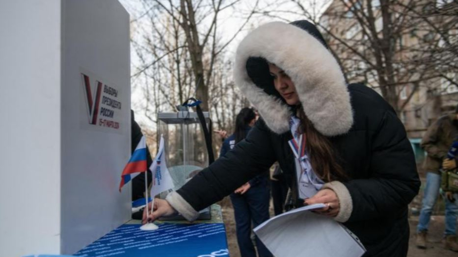 Immagine di Senza diritti, casa e lavoro chi rifiuterà il passaporto di Mosca