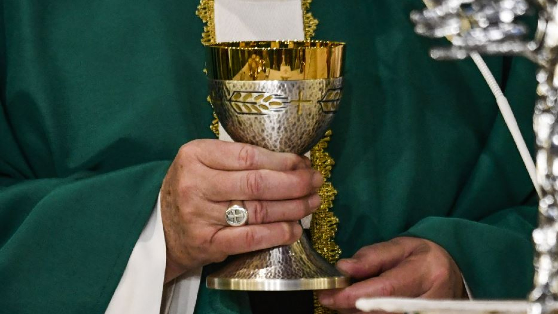 Immagine di La storia dell'anello di Montini passato a Bergoglio