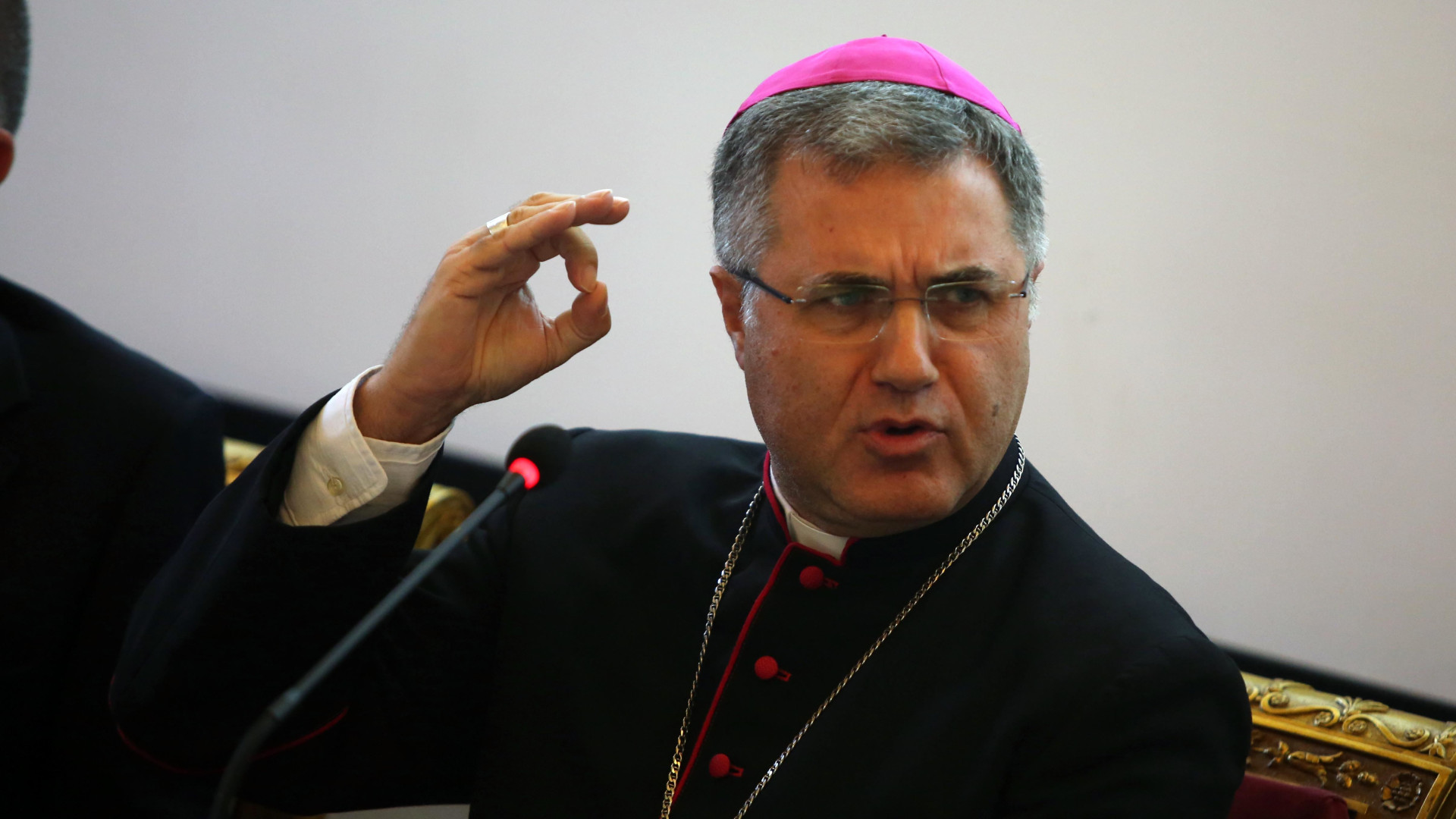 Immagine di «Quei corpi abusati, una barbarie. Alle vittime doniamo le nostre lacrime»