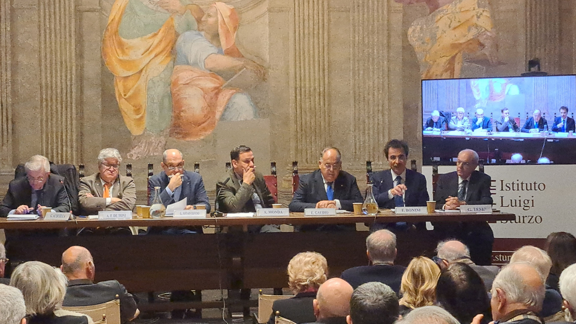 Immagine di Piersanti Mattarella martire della politica, come Moro