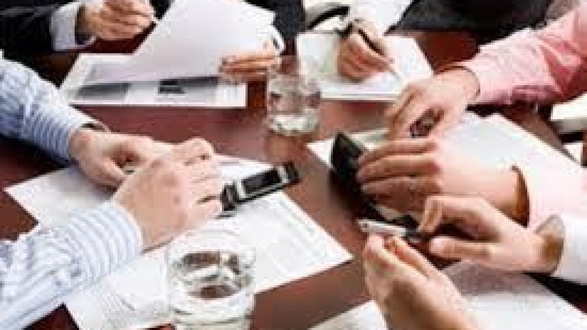 Immagine di Alla ricerca di consiglieri con competenze digitali