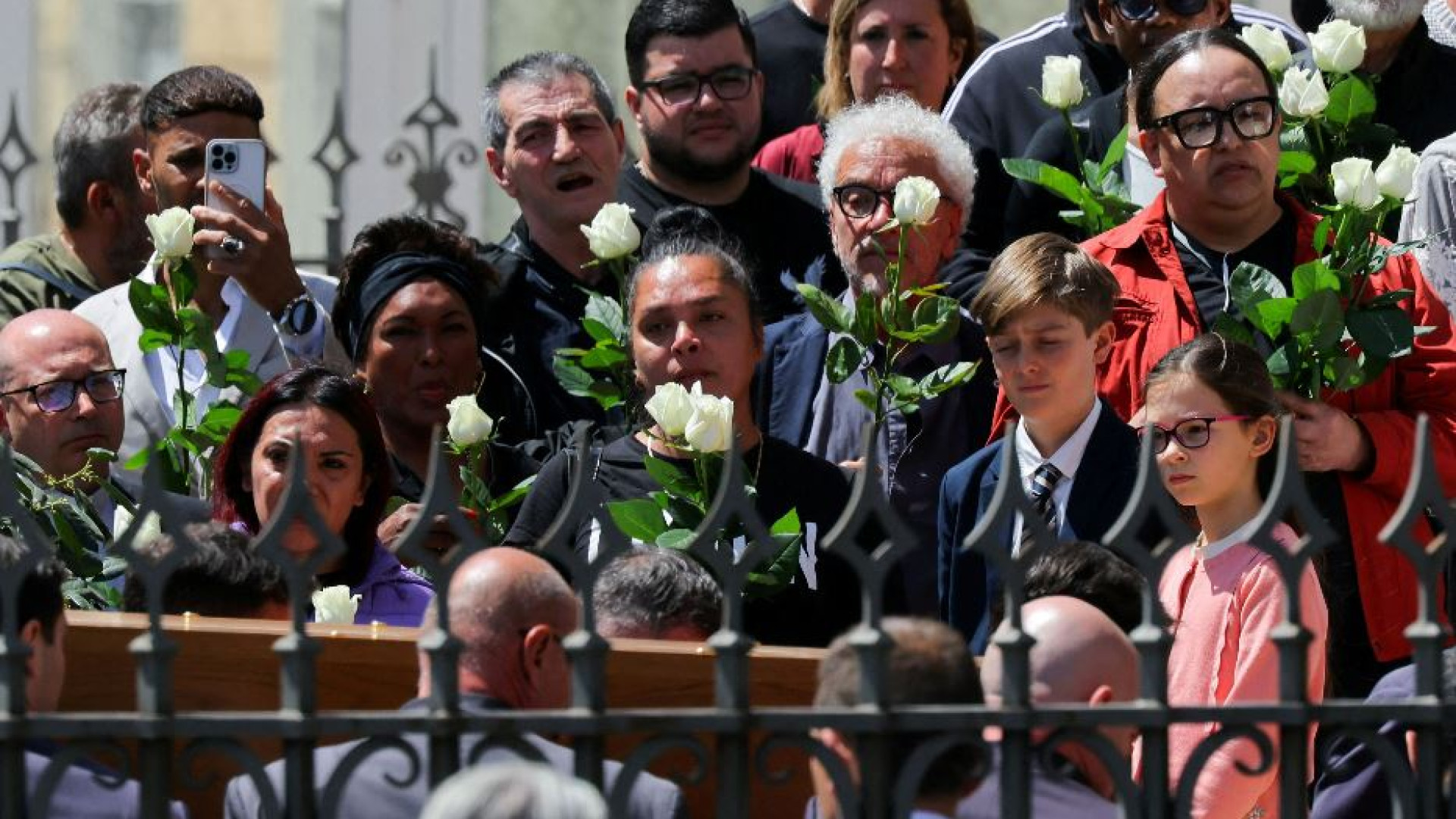 Immagine di Giovanni, Mircea e i carcerati: chi sono stati gli ultimi a scortare il Papa