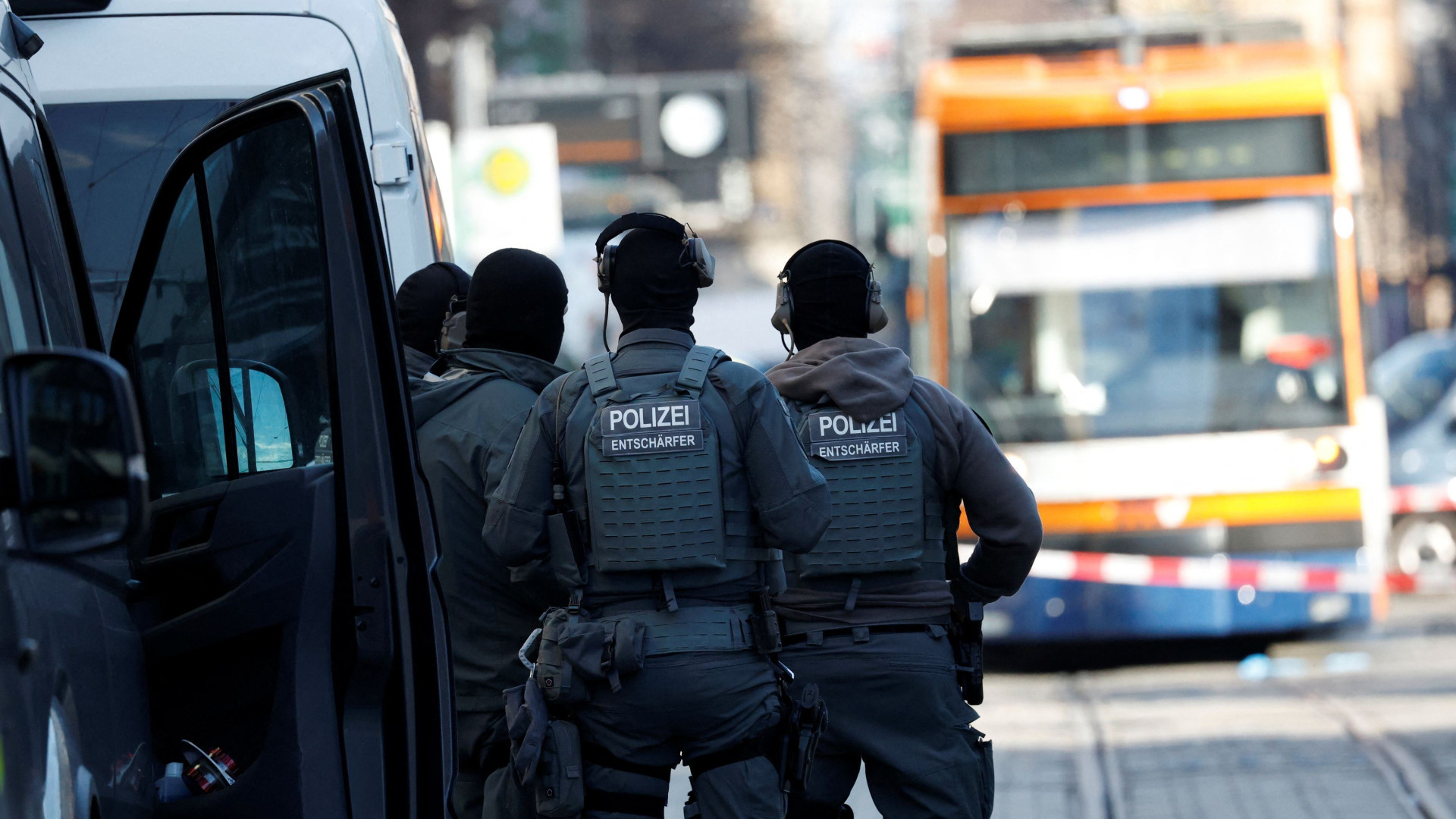 Immagine di Auto sulla folla, 2 morti a Mannheim. Merz: ora basta, obiettivo sicurezza