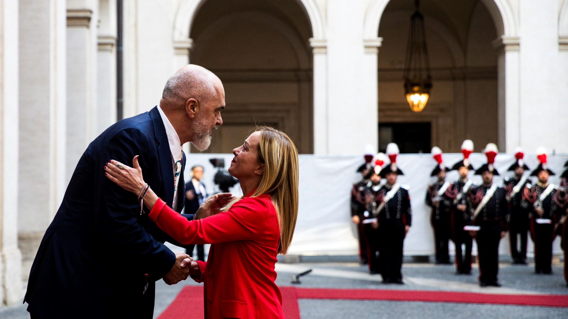 Immagine di Centri, trasferimenti, diritti: perché l'accordo Italia-Albania fa discutere