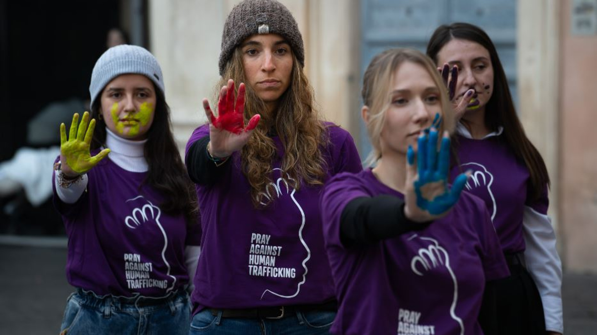 Immagine di Pauline, Mary e le altre donne per le donne: «Dalla tratta si rinasce»