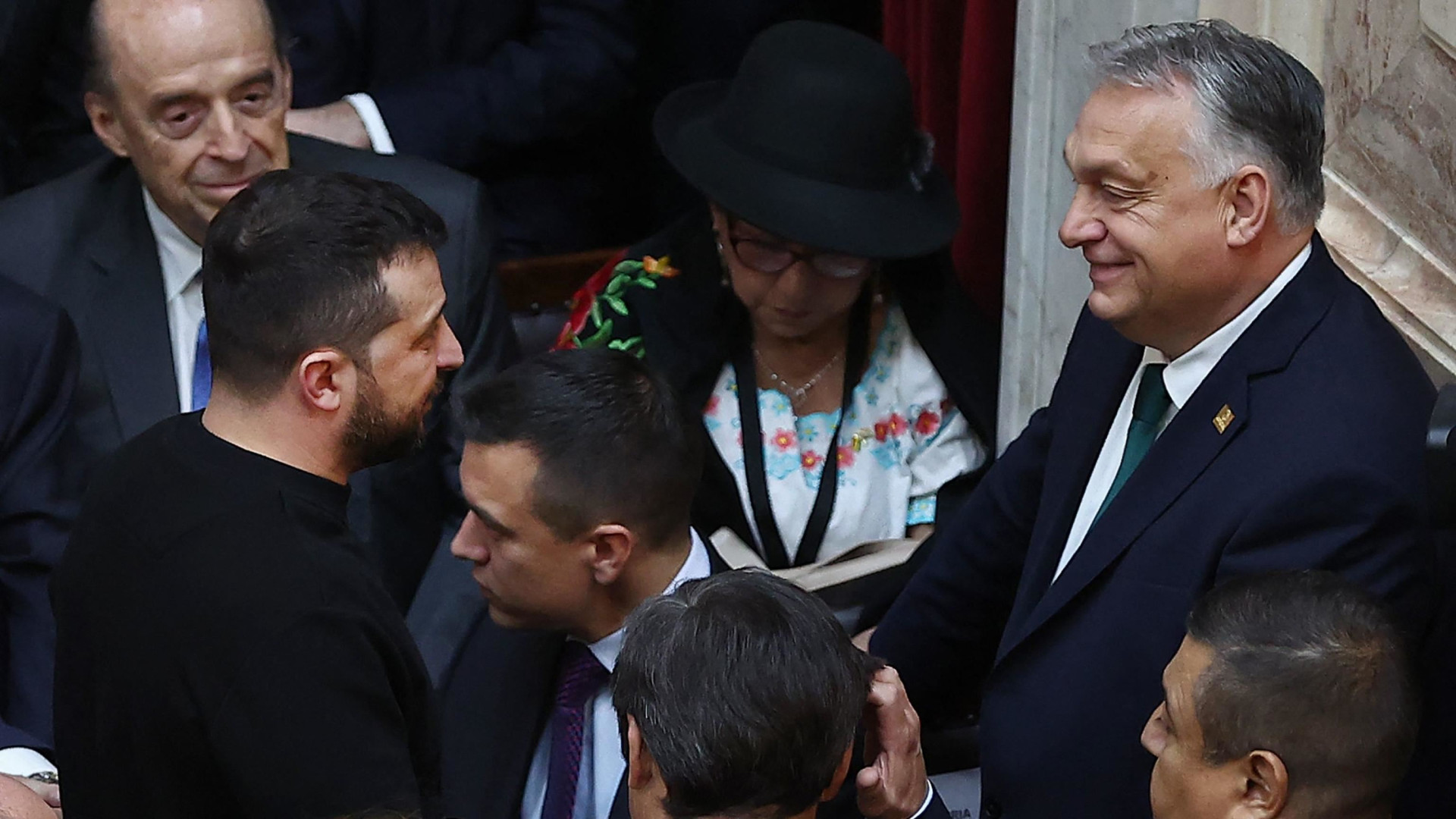 Immagine di Ucraina nell'Unione Europea: Orbán cede, via libera ai negoziati di adesione