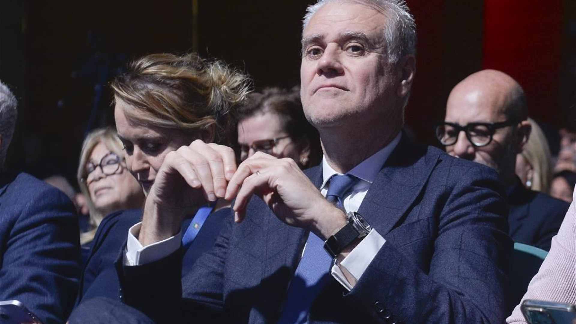 Immagine di Fuga dal posto fisso tra ricambio e nodo Tfs