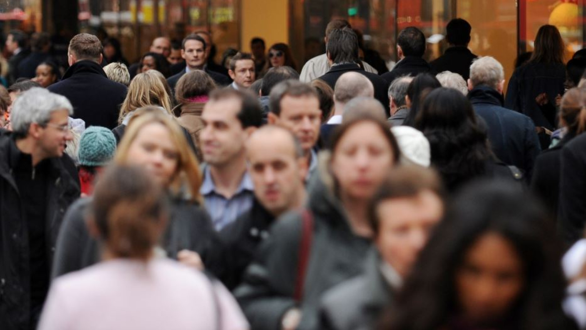 Immagine di Neolingua e “bradisismo etico”: come cambia la nostra mentalità