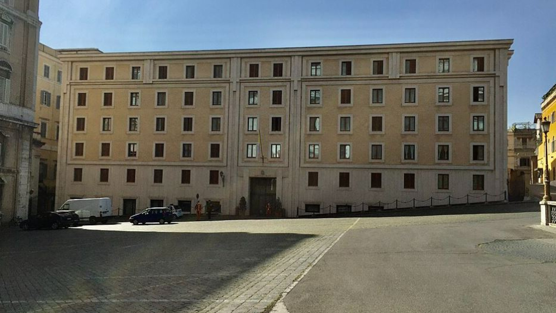 Immagine di Santa Marta si prepara per Francesco: come sarà la sua riabilitazione