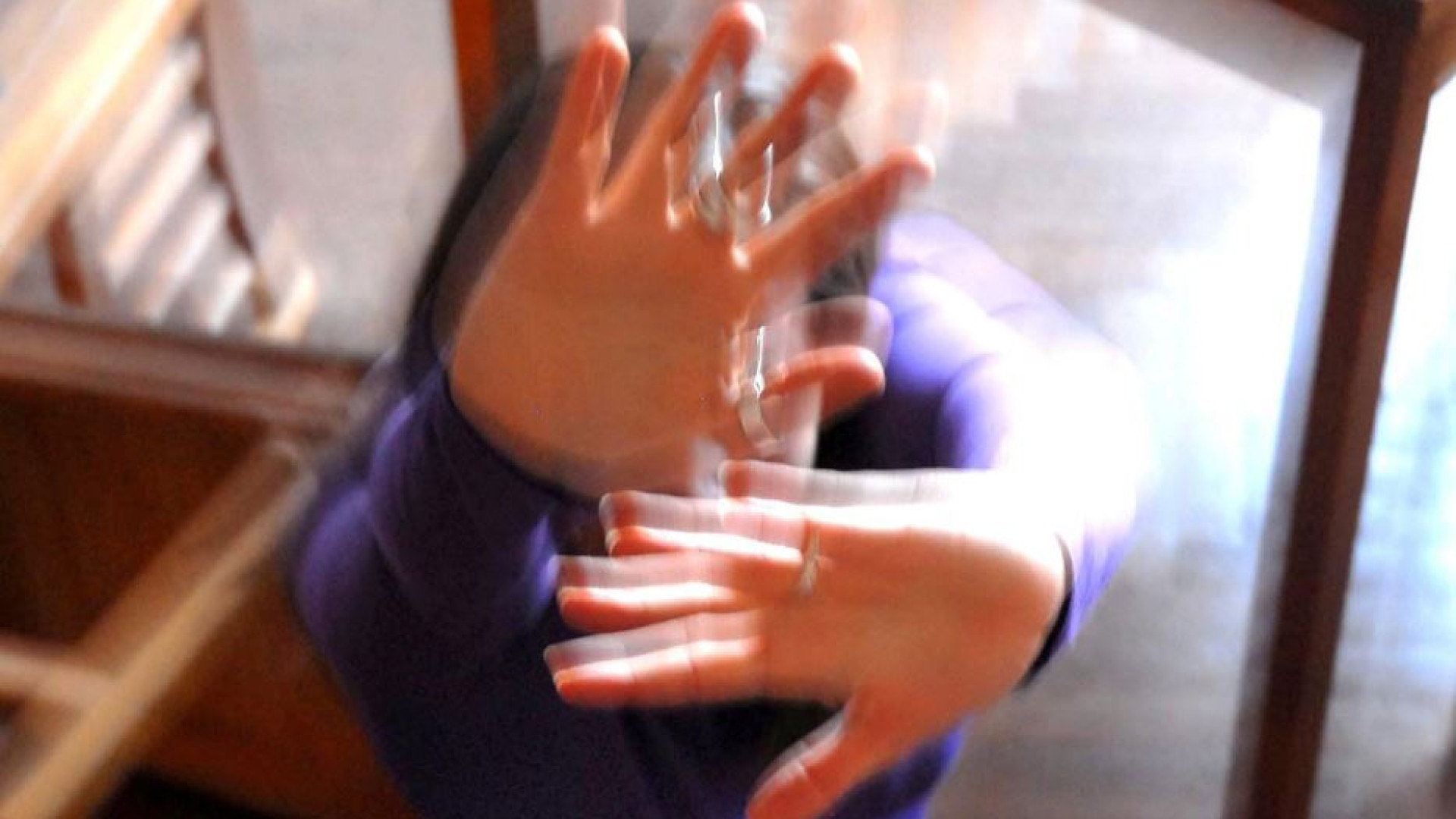 Immagine di Giulia, sposa a 12 anni, schiava sessuale e madre a 14: choc a Latina