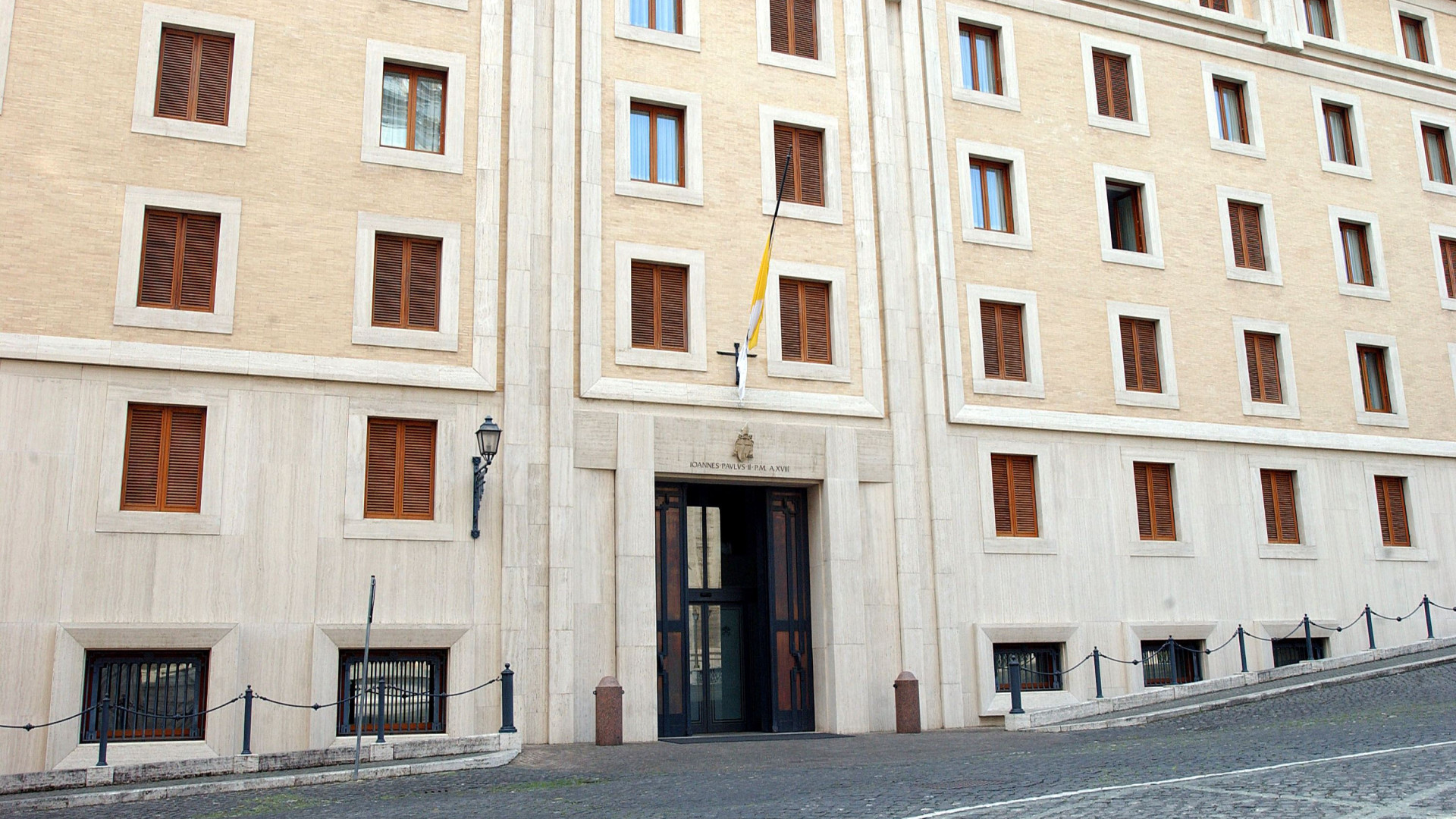 Immagine di Il Papa a riposo migliora lievemente nell'uso della parola