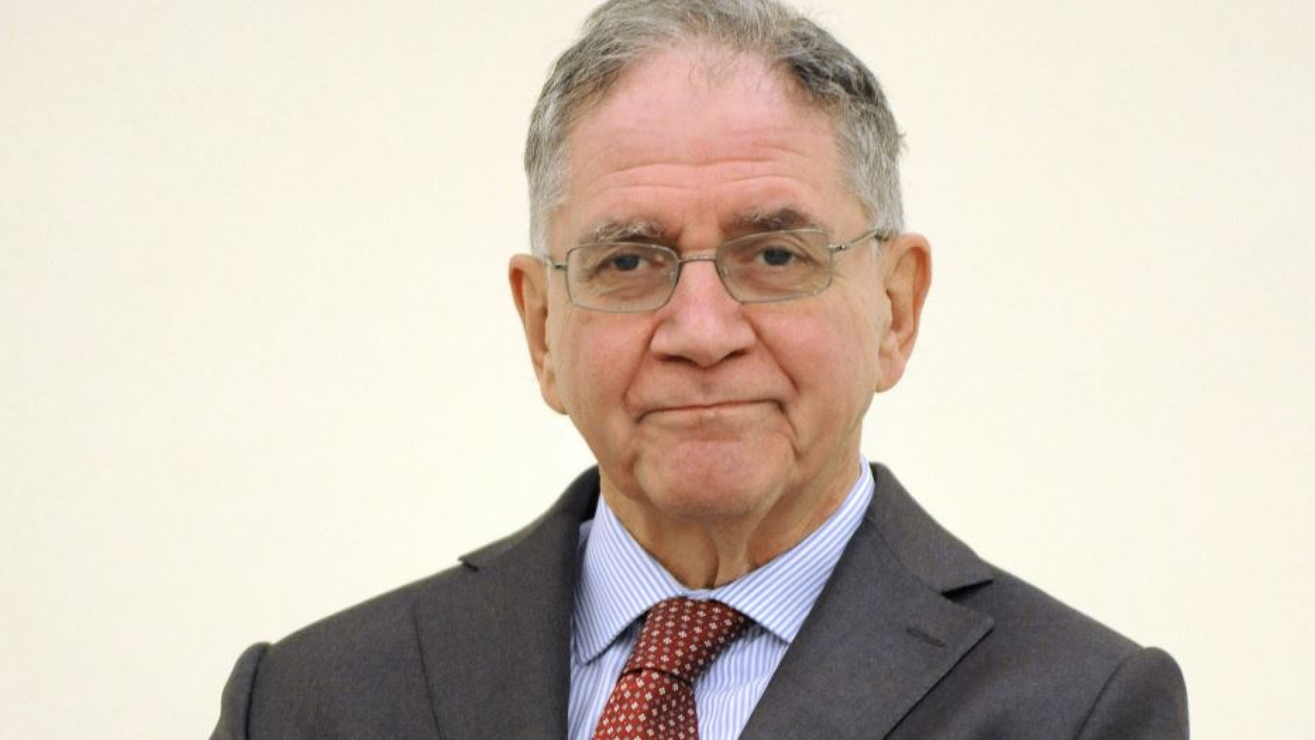 Immagine di Buttiglione: «L'Ue rischia di morire. Meloni leader più forte, ma oscilla»
