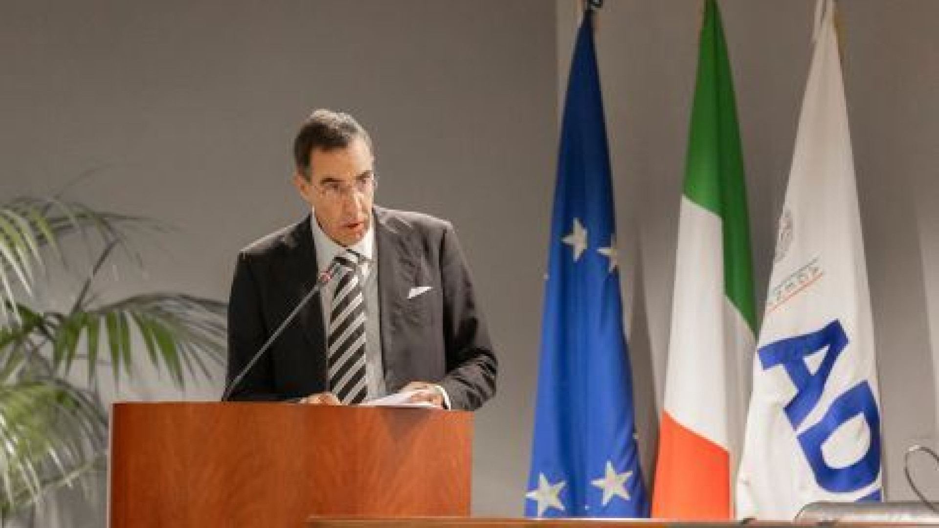 Immagine di Concorso per 415 assistenti amministrativi tributari