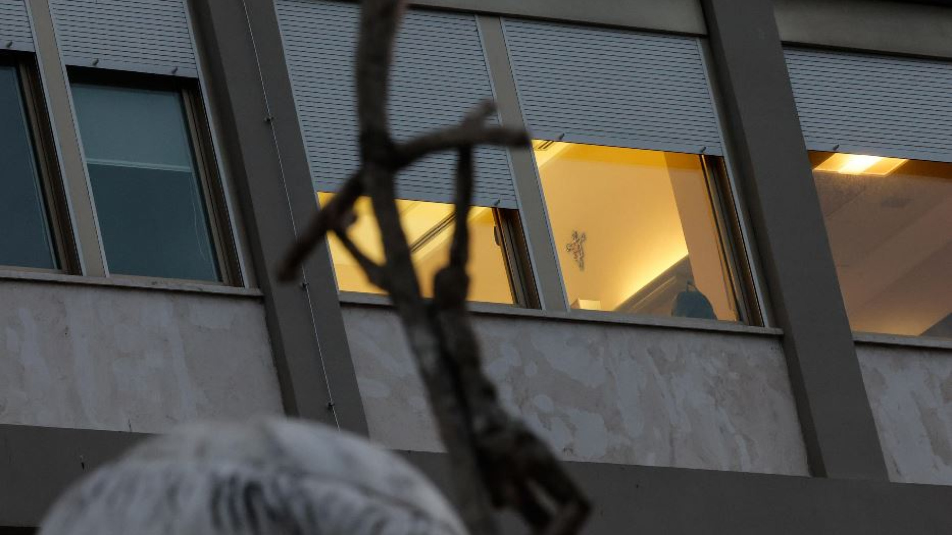 Immagine di Il recupero del Papa è lento, ma la situazione resta stabile