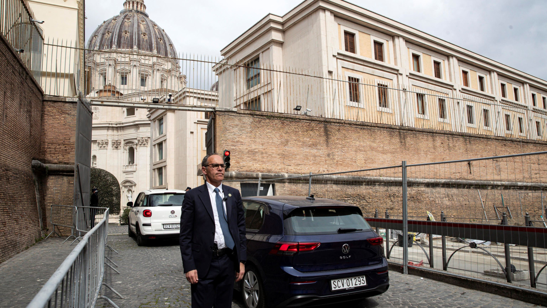 Immagine di «La convalescenza del Papa prosegue come prescritto dai medici»