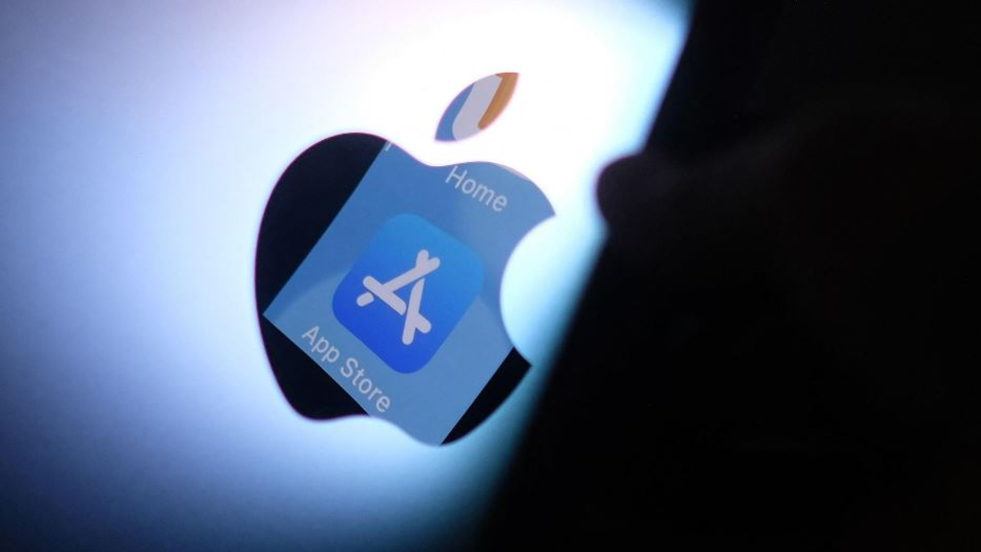 Immagine di Perché l'App Store potrebbe violare la libertà del mercato digitale