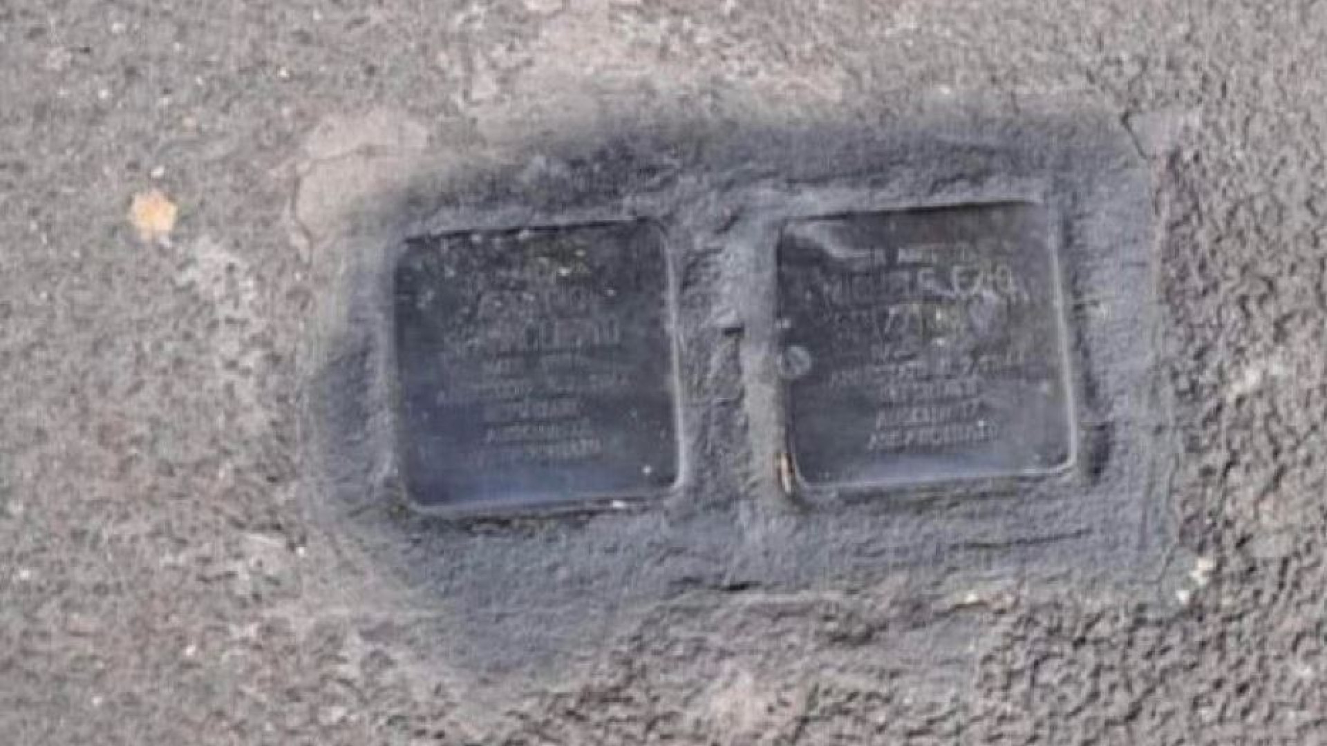 Immagine di A Roma l'oltraggio alle pietre d'inciampo. Perché si colpisce la memoria