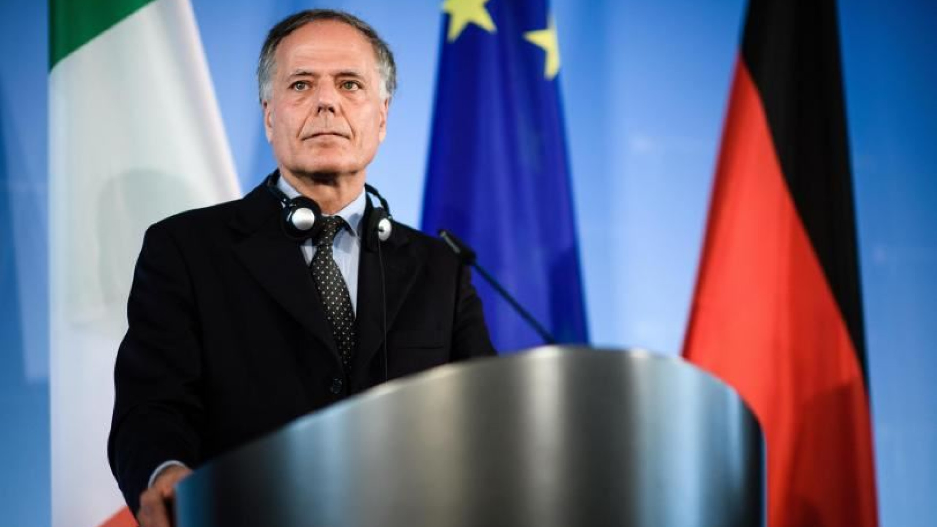 Immagine di Moavero: «Dall'Ue una svolta ma vedo deficit di diplomazia»