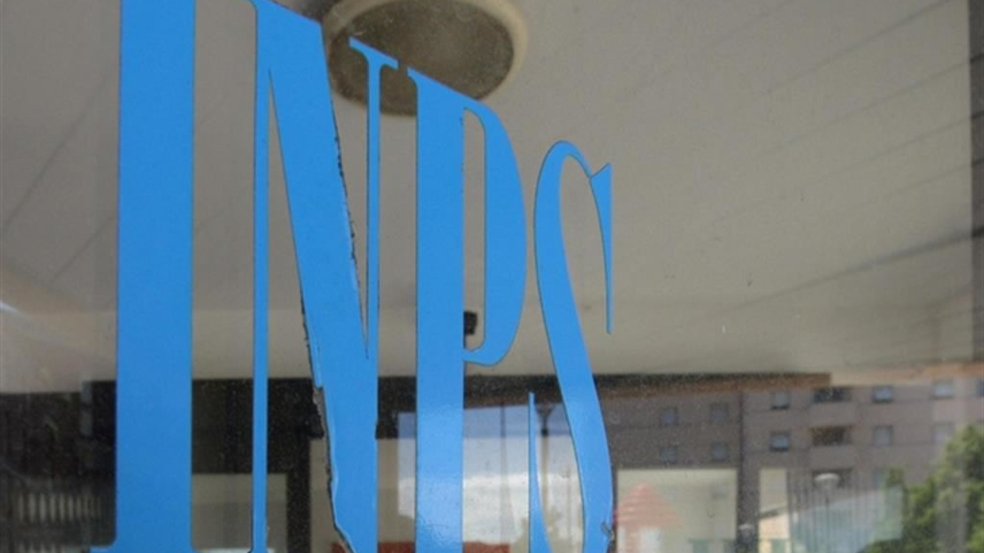 Immagine di Alta tensione Lega-Inps. L'aumento dei requisiti è un giallo