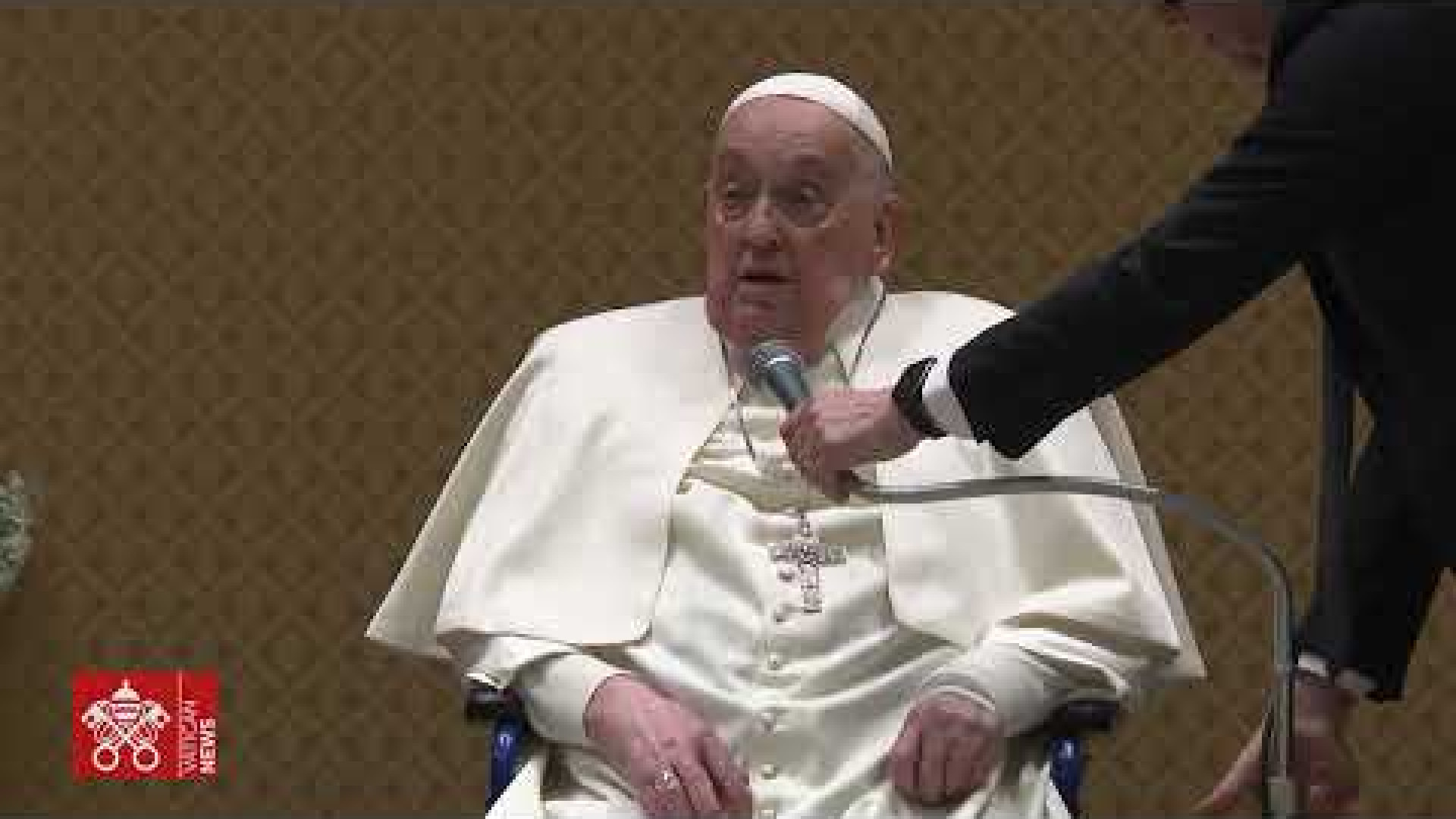Immagine di Il Papa riceve i vertici del Gemelli. La battuta alla rettrice Beccalli