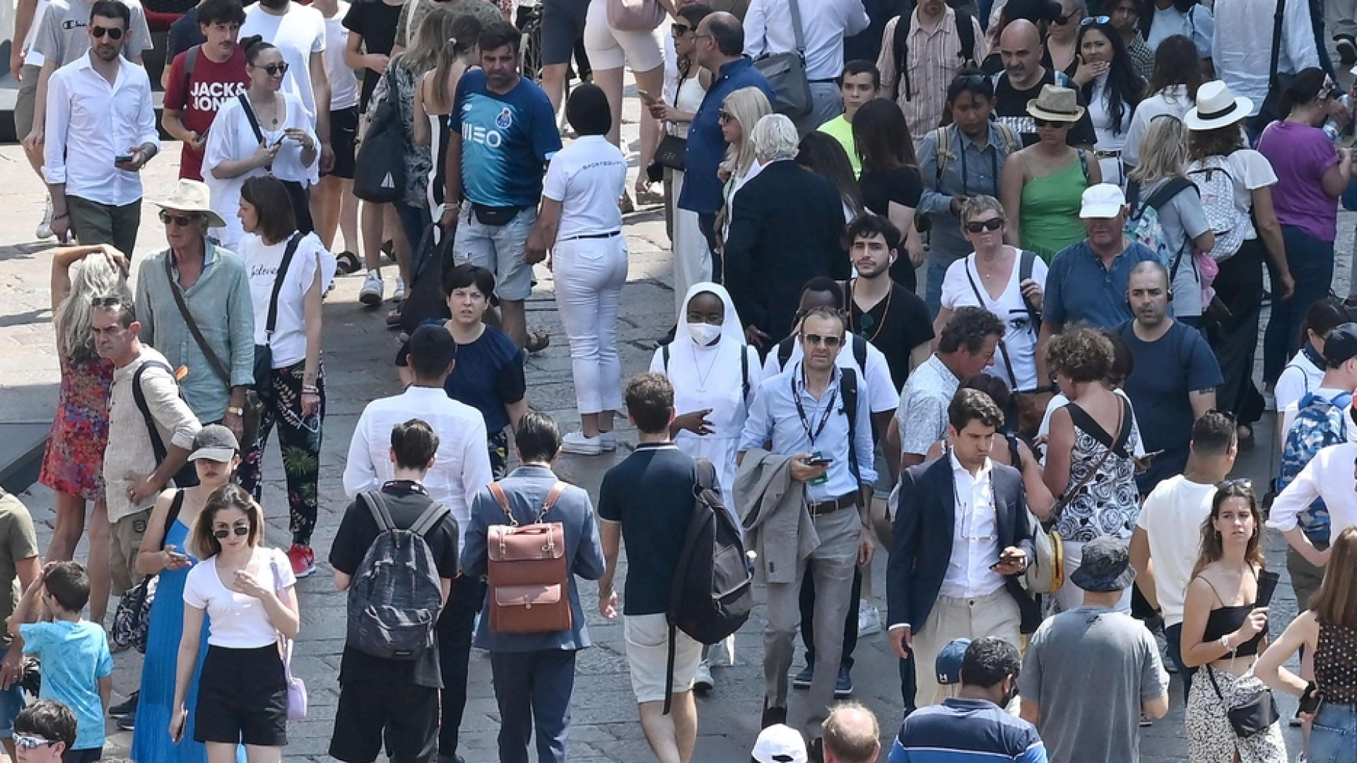 Immagine di Crescono le reinfezioni. E ci sono i contagi "invisibili"