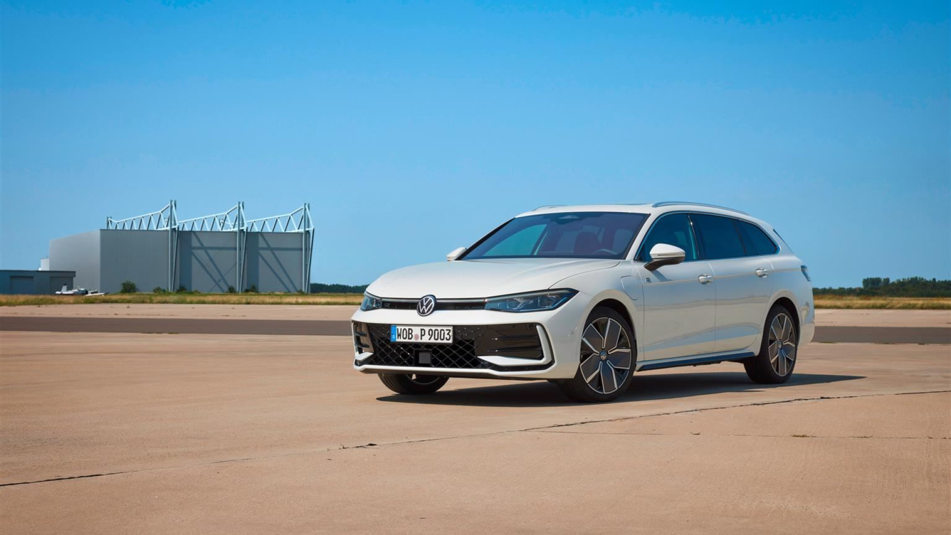 Immagine di Volkswagen Passat, la voglia di station wagon non conosce fine