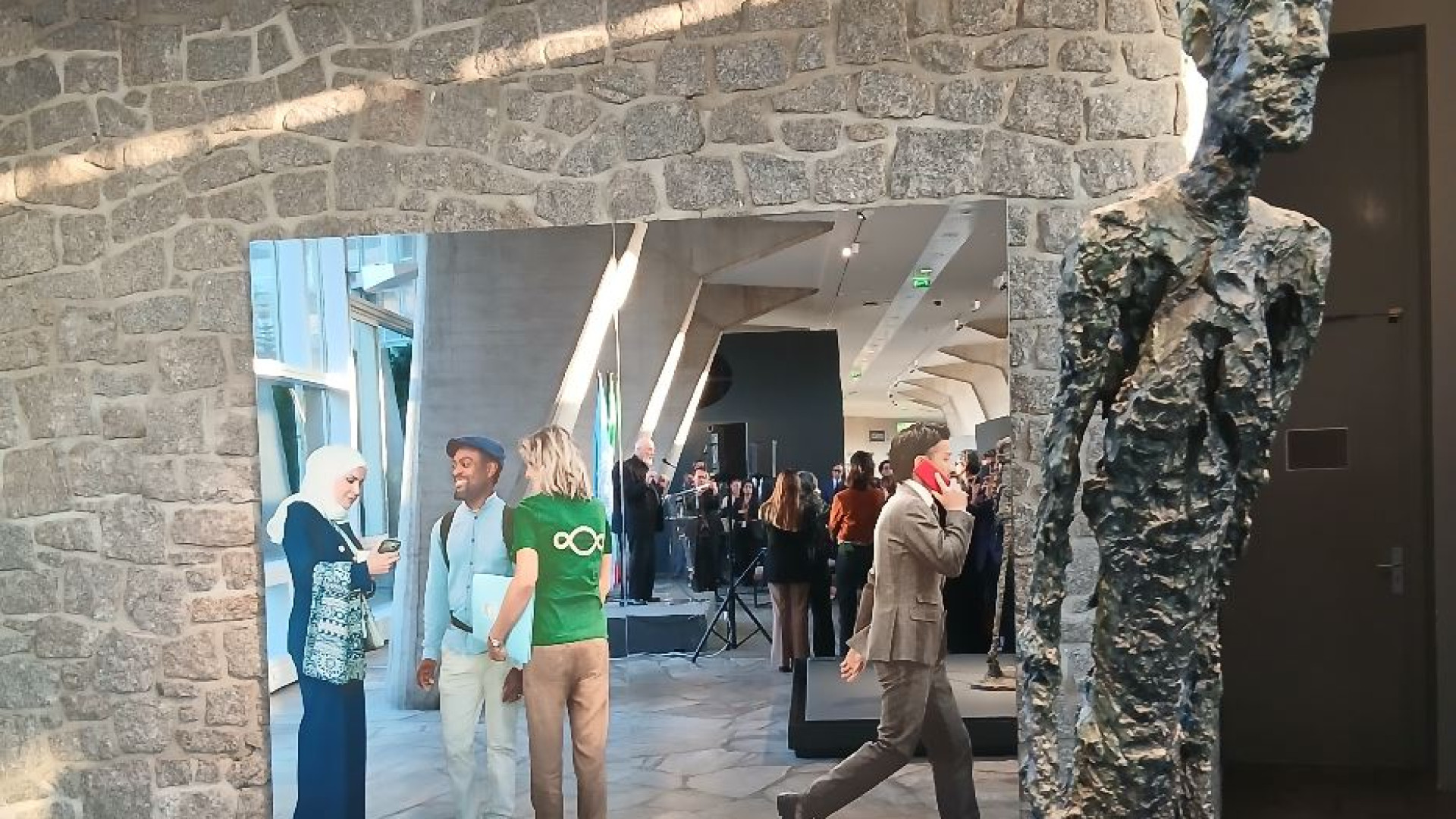 Immagine di Pistoletto: «Dono all'Unesco la mia arte per la pace»