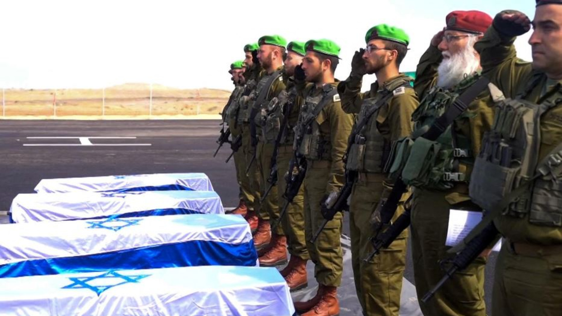Immagine di I fratellini Bibas, il dolore di Israele: «Ucciso anche il sogno di pace»