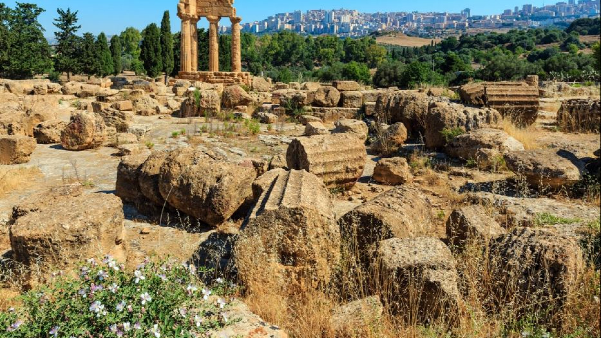 Immagine di Cultura, la sfida di Agrigento oltre il mito dei templi